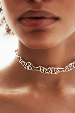 Joyería-Desigual Choker mensaje estrecho baño plata Zalio