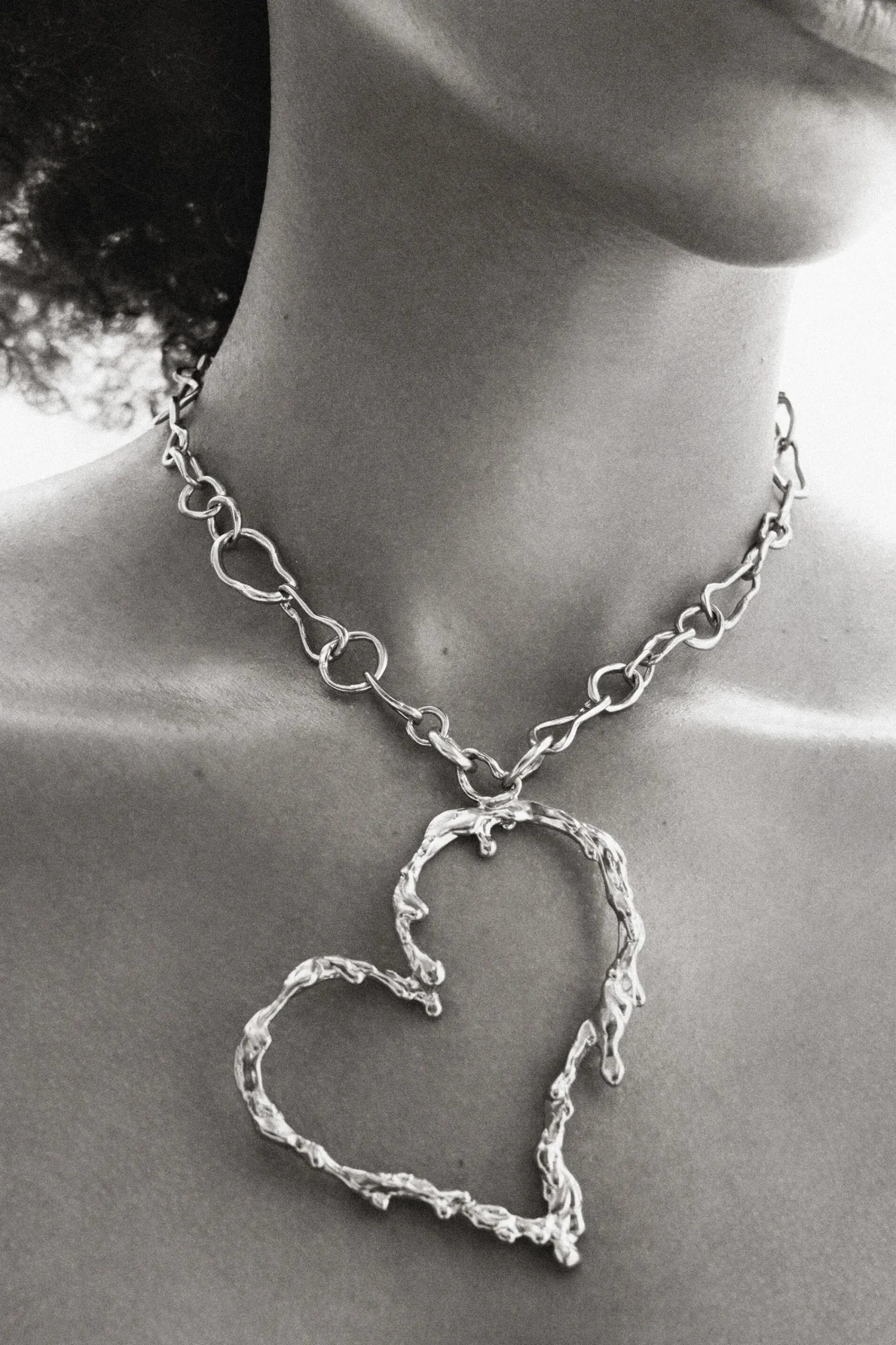Joyería-Desigual Collar corazón baño plata Zalio