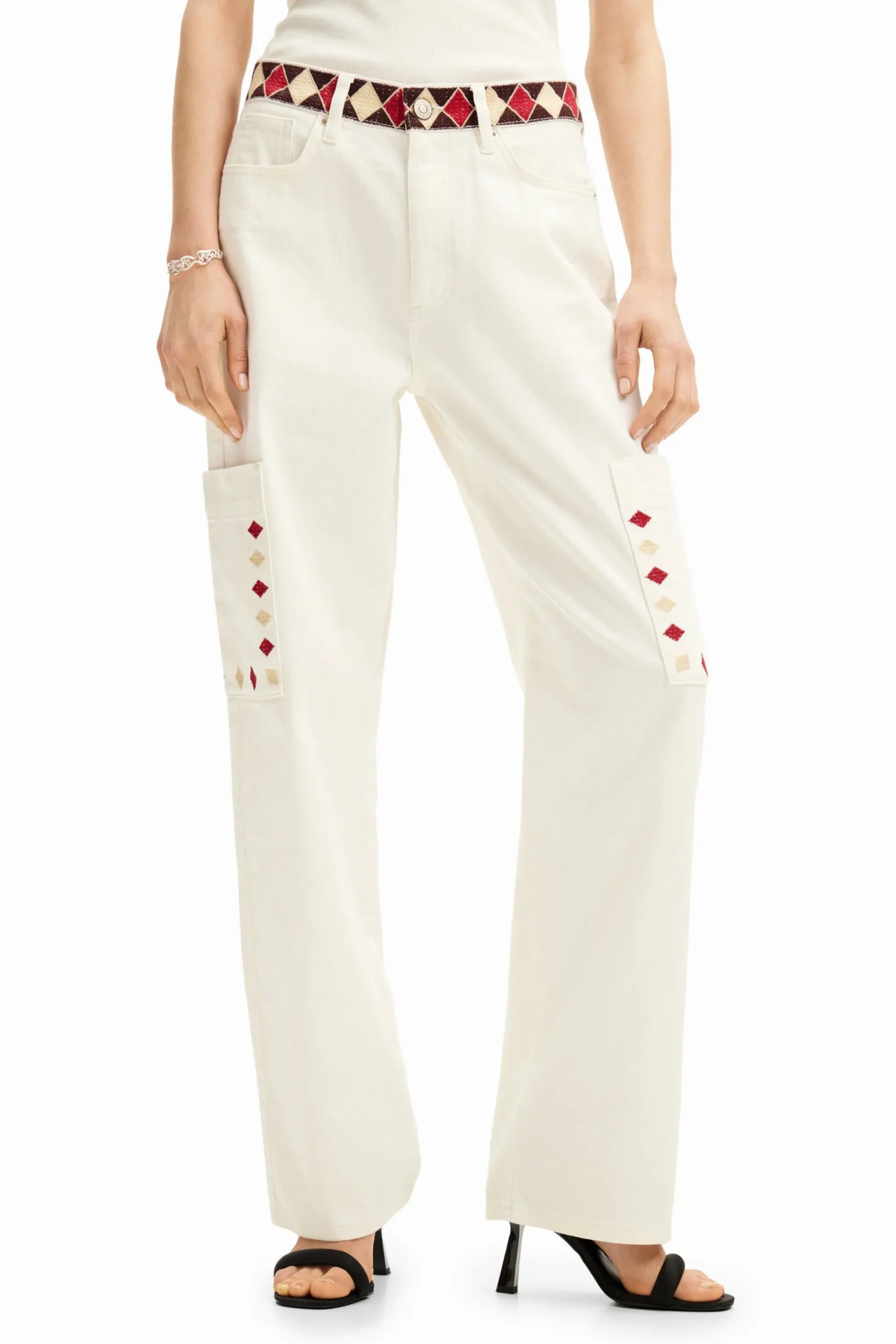 Vaqueros-Desigual Pantalón denim cropped con bordes de rombos