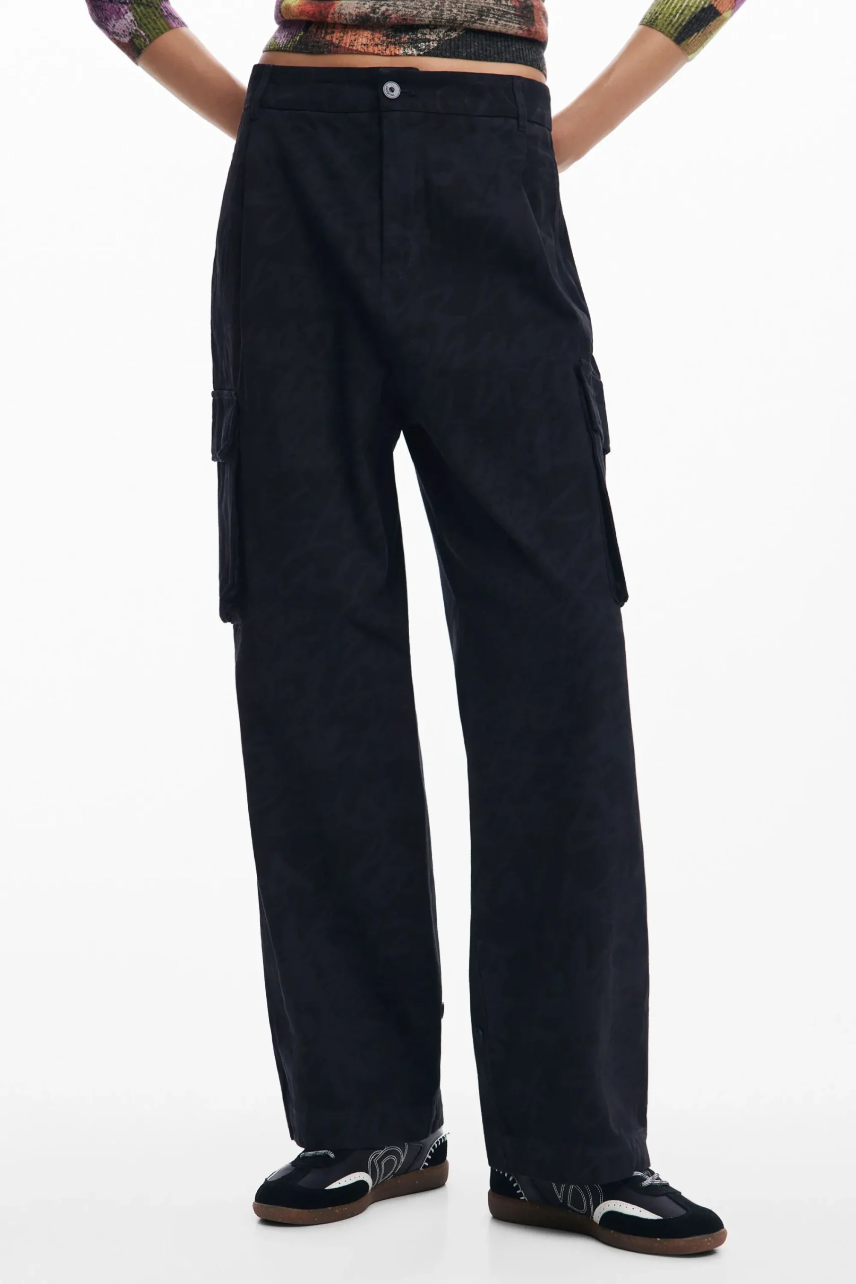 Pantalones-Desigual Pantalones cargo estampado M. Christian Lacroix