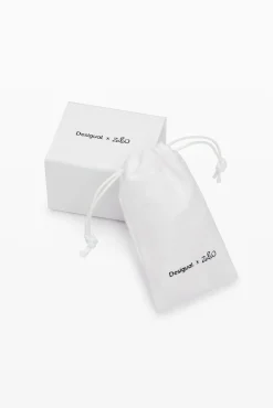 Joyería-Desigual Pendientes aro corazones bañado en plata Zalio