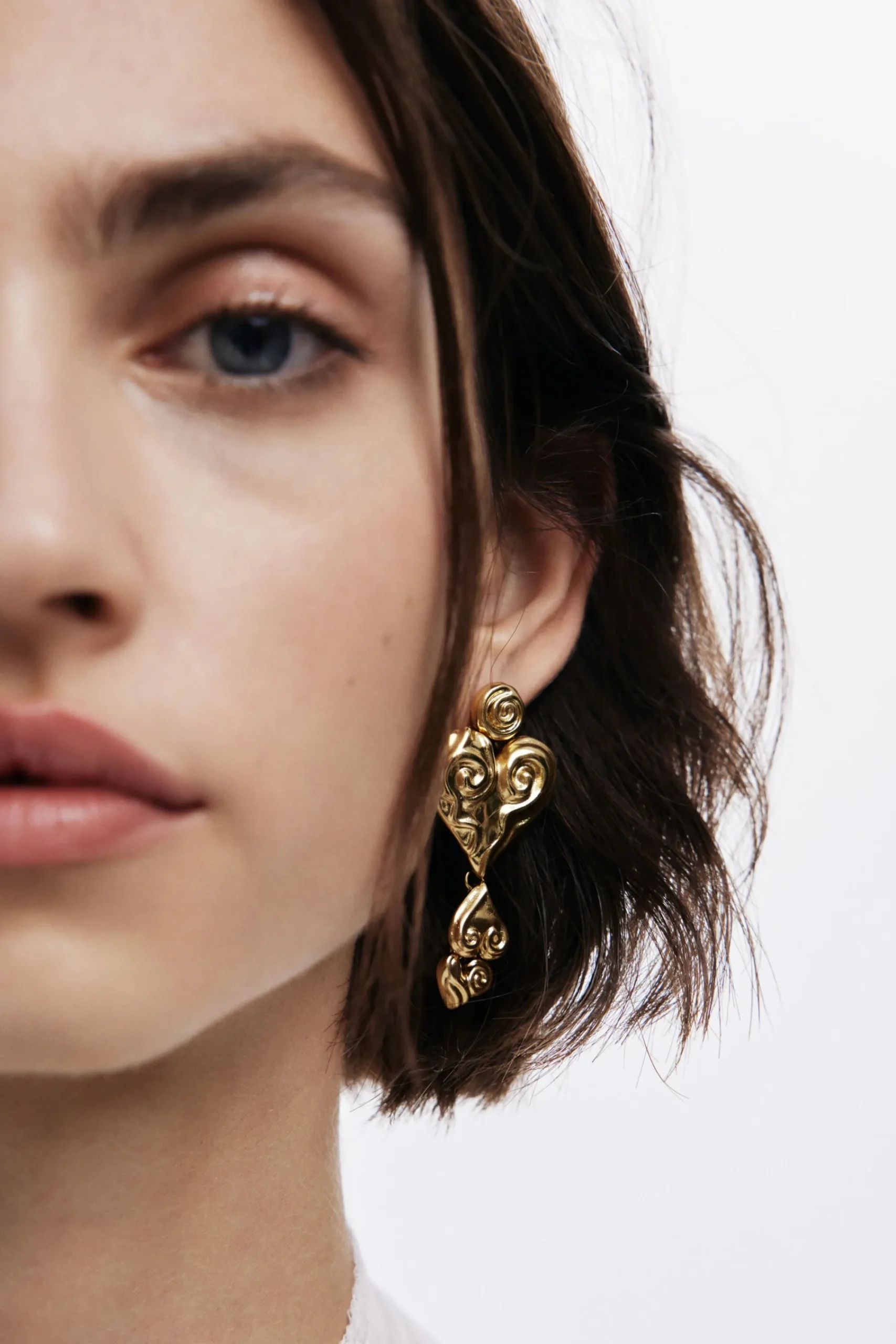 Joyería-Desigual Pendientes triple corazón baño oro Zalio