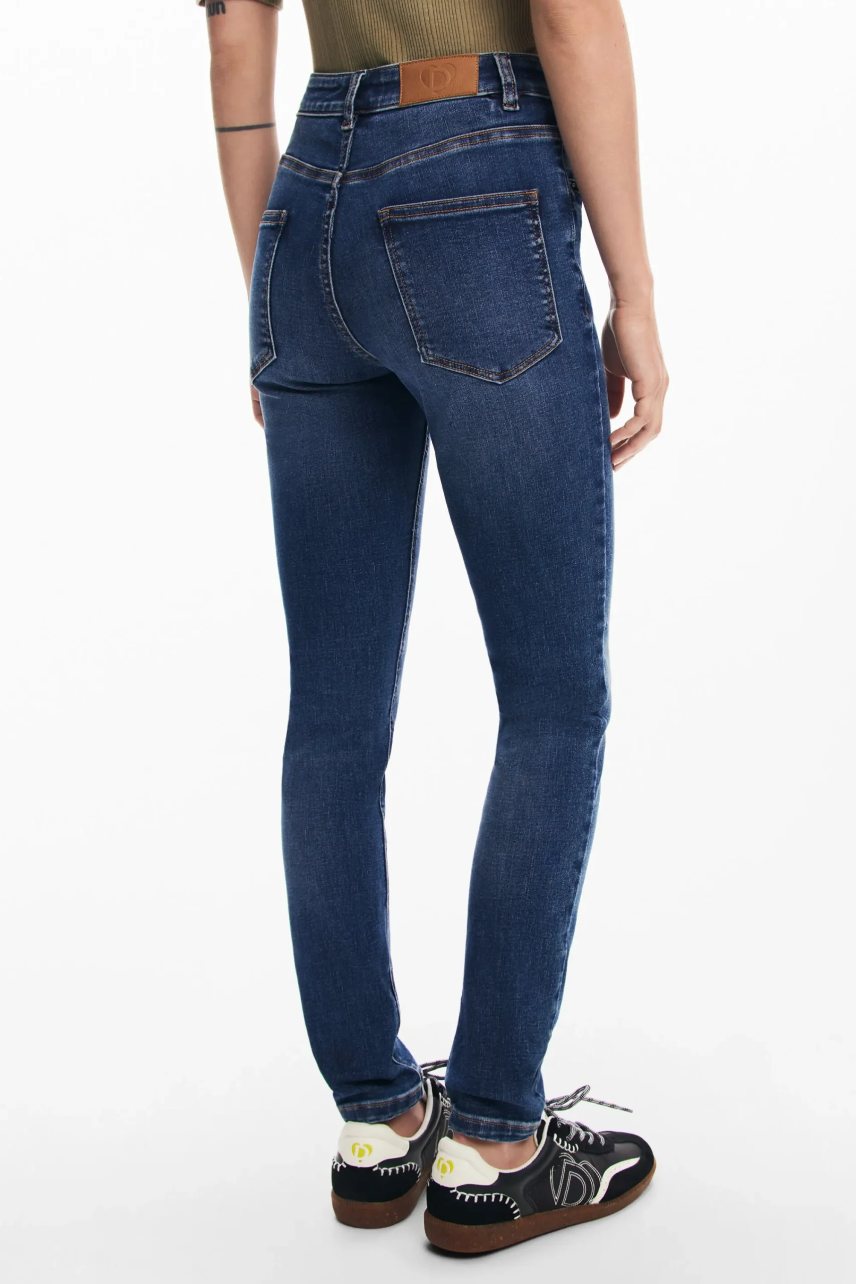 Vaqueros|Pantalones-Desigual Vaquero recto bolsillos liso