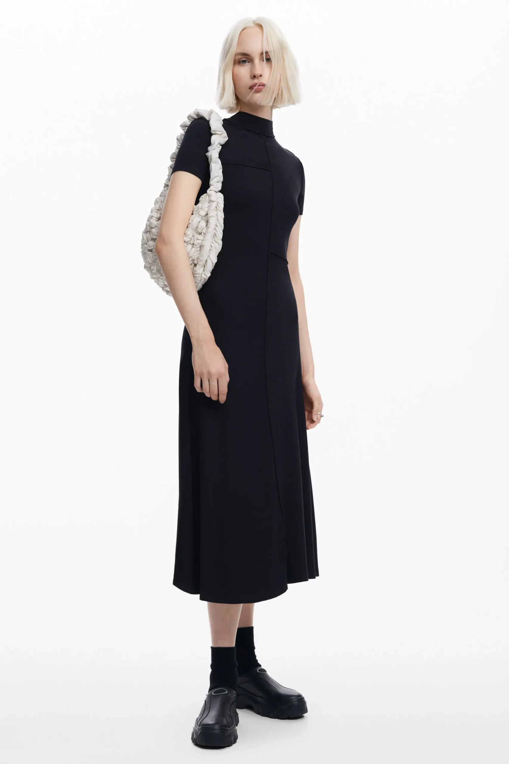 Vestidos Y Monos-Desigual Vestido midi cuello alto